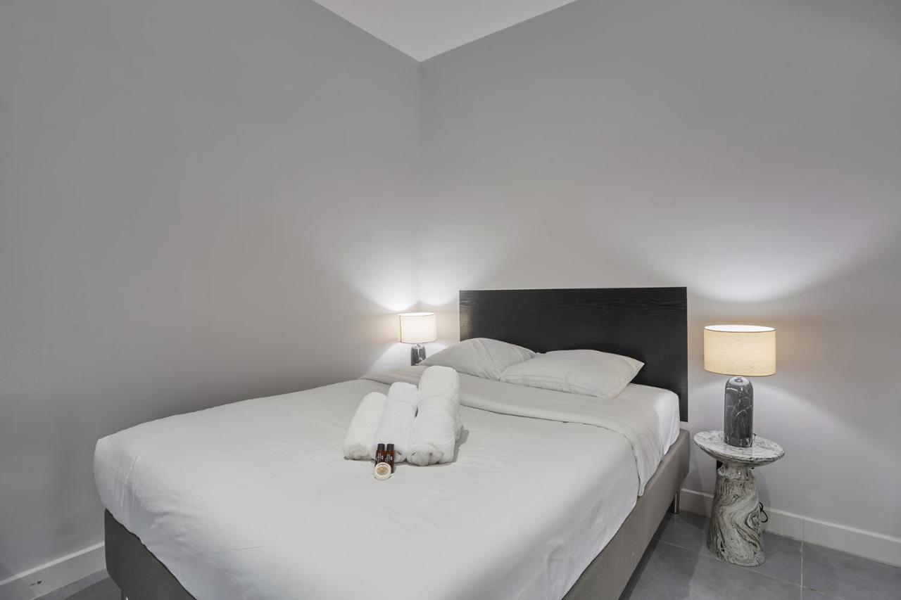 Residense Montmartre By Studio Prestige Париж Екстериор снимка